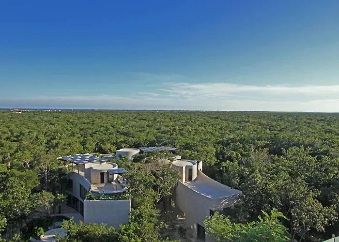 Luxury Jungle Loft, 7 Pools, Rooftop Panoramic View, Shuttle, Fast Wifi